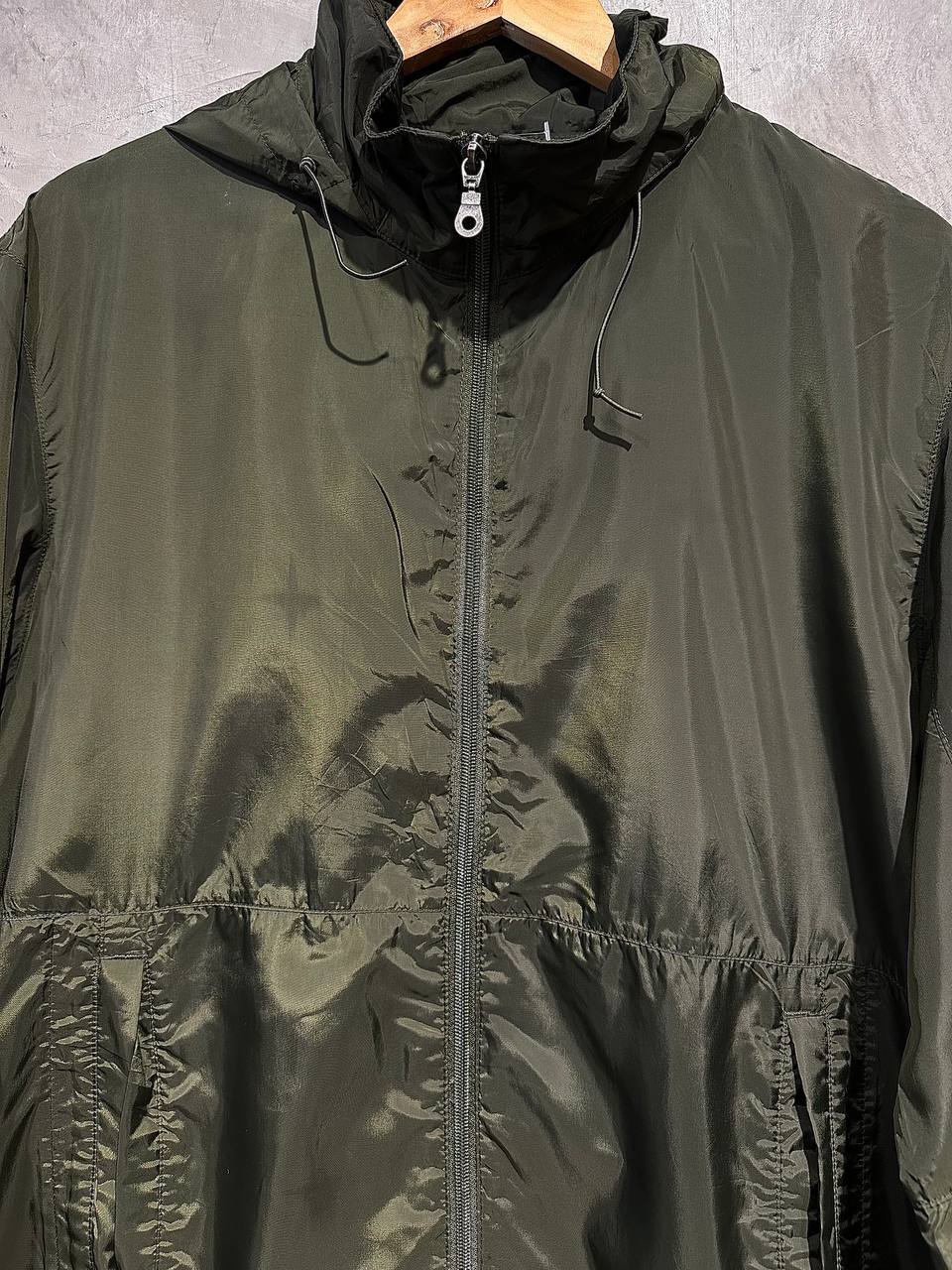 Windbreaker with Hoodie Full Zipper Army Green W002