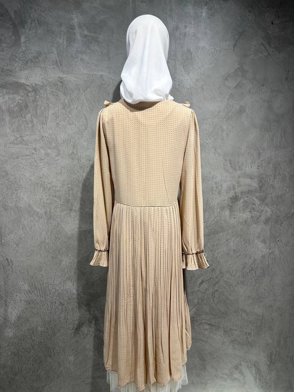 Dress Pleated Polkadot Flowy Beige D028