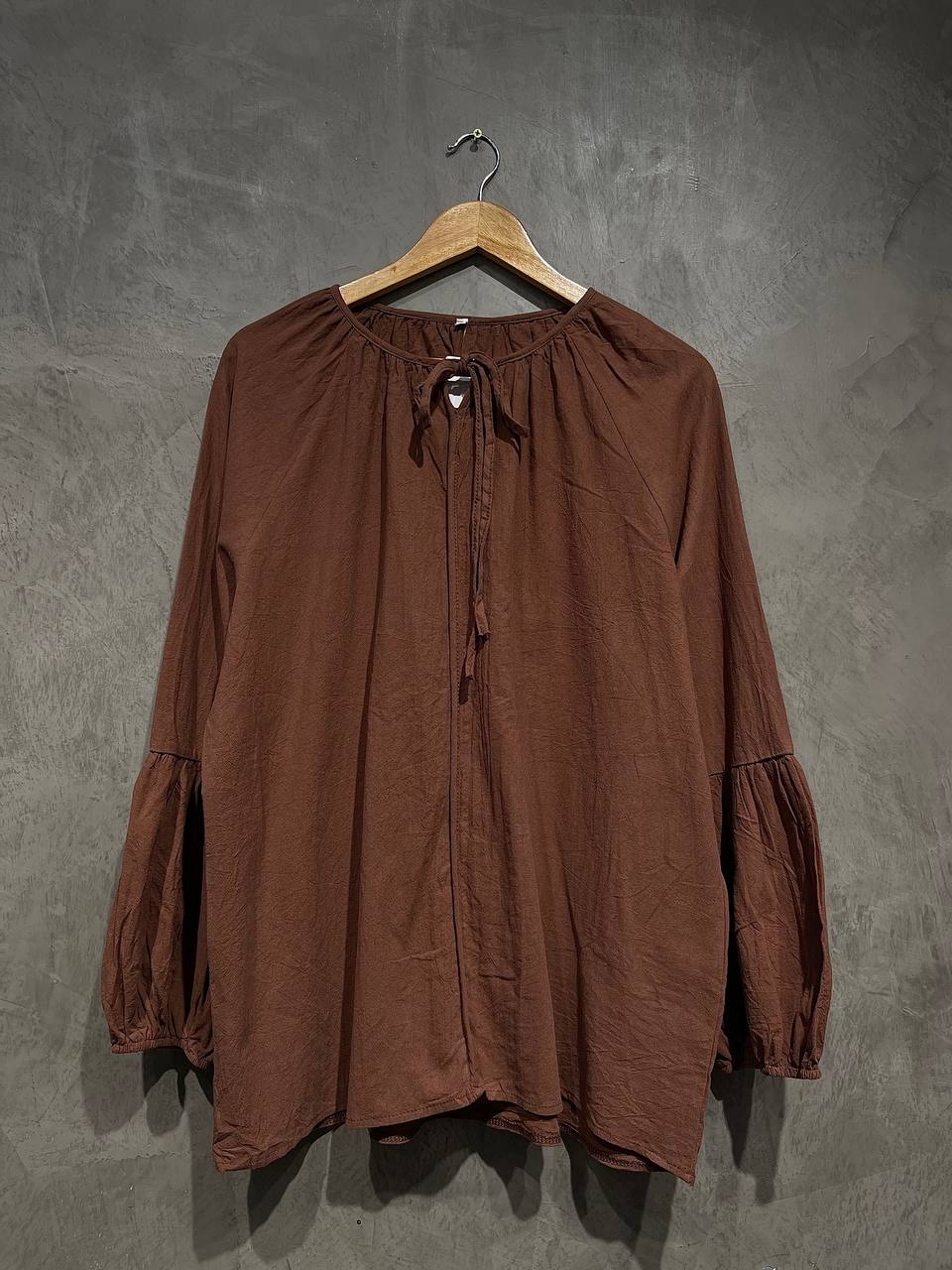 Blouse Casual Flowy Balloon Sleeved Brown B159