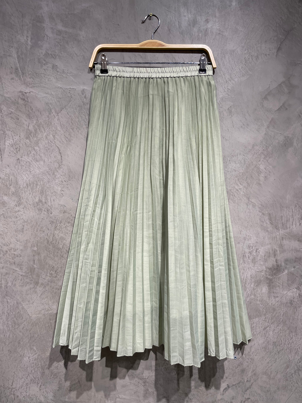 Skirt Plain Pleated Sage Green S011