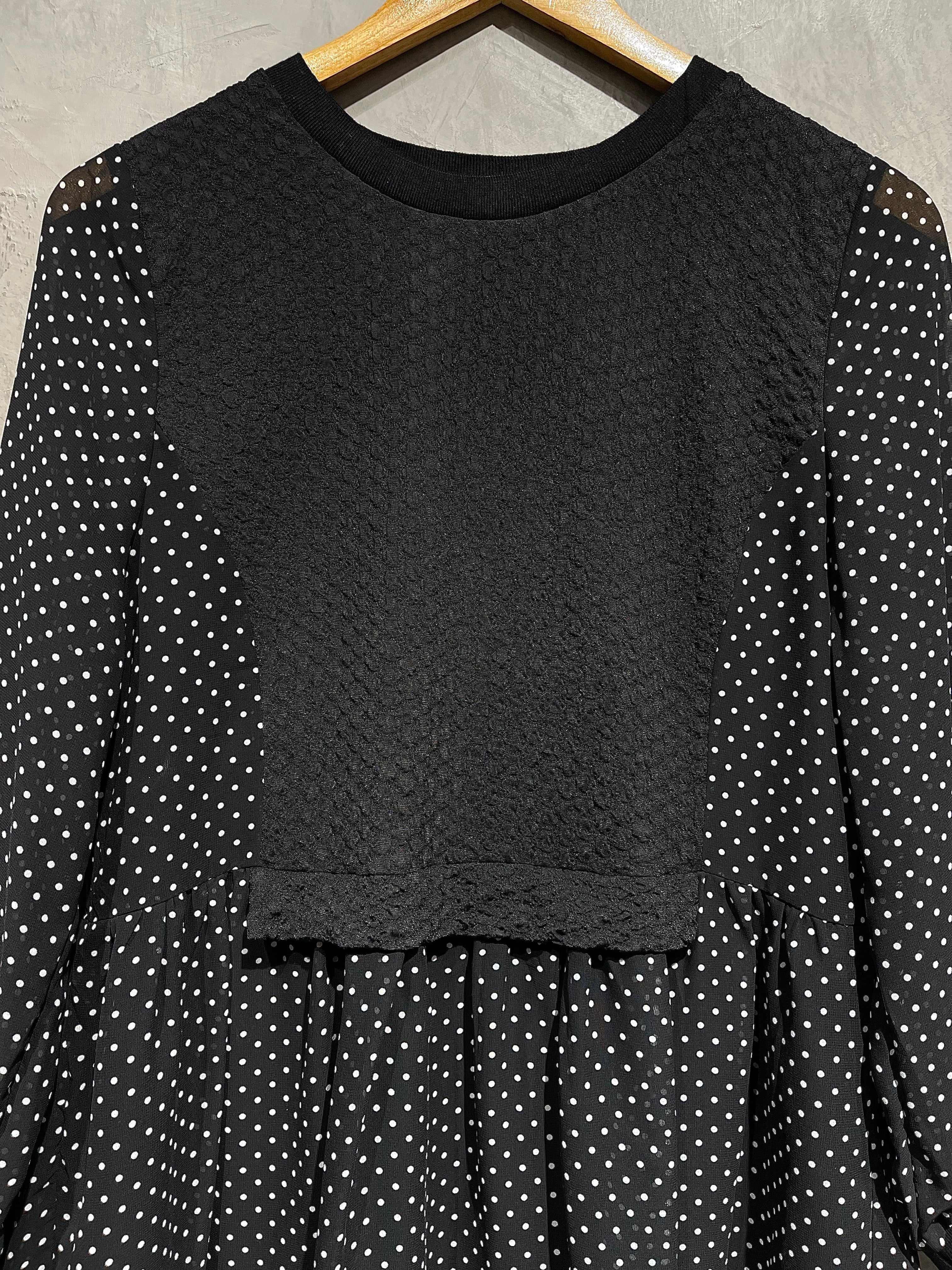 Blouse Printed Polkadot Extender With Ruffle Bottom Black B093